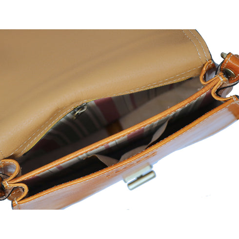 Floto Italian Leather Saddle Bag Cross Body Women's Bag inside